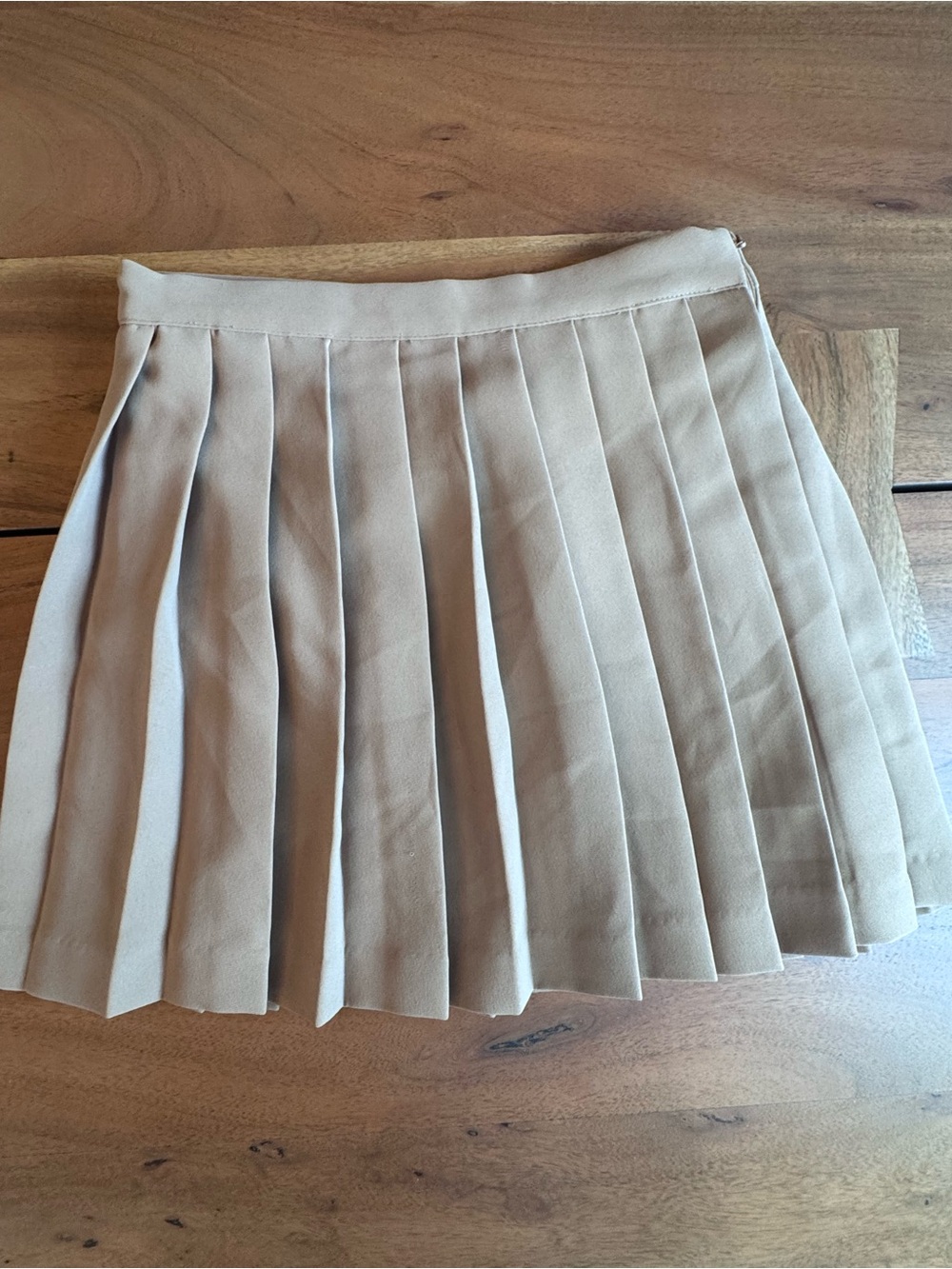 Gianni Bini Beige Pleated Mini Skirt Preppy Tennis Schoolgirl Coquette